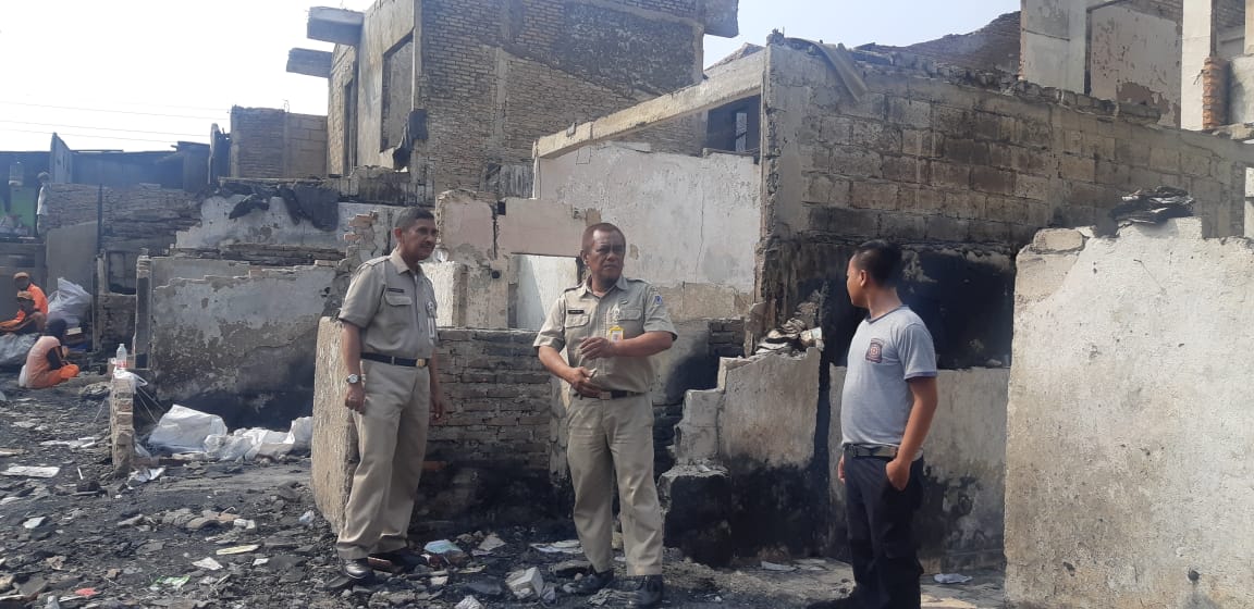 SoedikinAli's tweet photo. Staf Perlindungan Sosial dan Penanganan Fakir Miskin,  Monitoring Lokasi Kebakaran di Kelurahan Cipinang Besar Selatan Kecamatan Jatinegara  Kota Adminitrasi Jakarta Timur              
Warta : PETUGAS
PSKB / TAGANA SUKU DINAS SOSIAL KOTA ADMINISTRASI JAKARTA TIMUR https://t.co/HADb7n6ecr