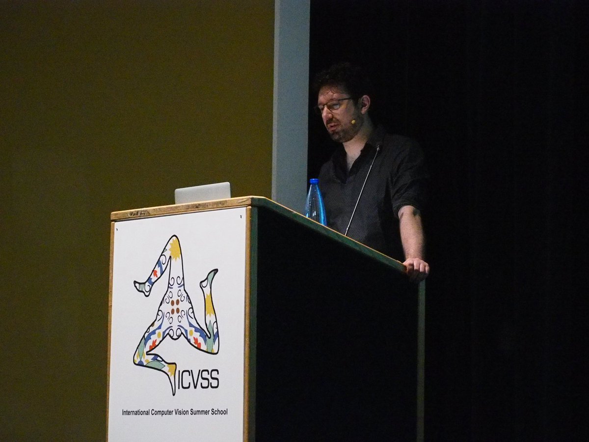 anfurnari's tweet photo. Torsten Sattler @icvss #icvss2019 https://t.co/hFNA9JLEb1