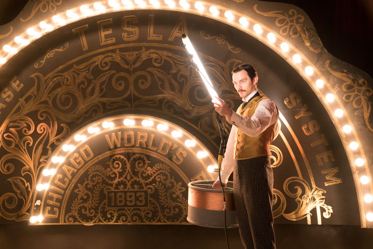 Nel giorno del suo compleanno, ricordiamo il visionario #NikolaTesla nei film che lo raccontano. ⚡️
Dal 18 luglio nelle sale torna in Edison - L'uomo che illuminò il mondo!
#tesla #TheCurrentWar #edison #film #comingsoon #cinema #insala #alcinema
bit.ly/2xEG64Y