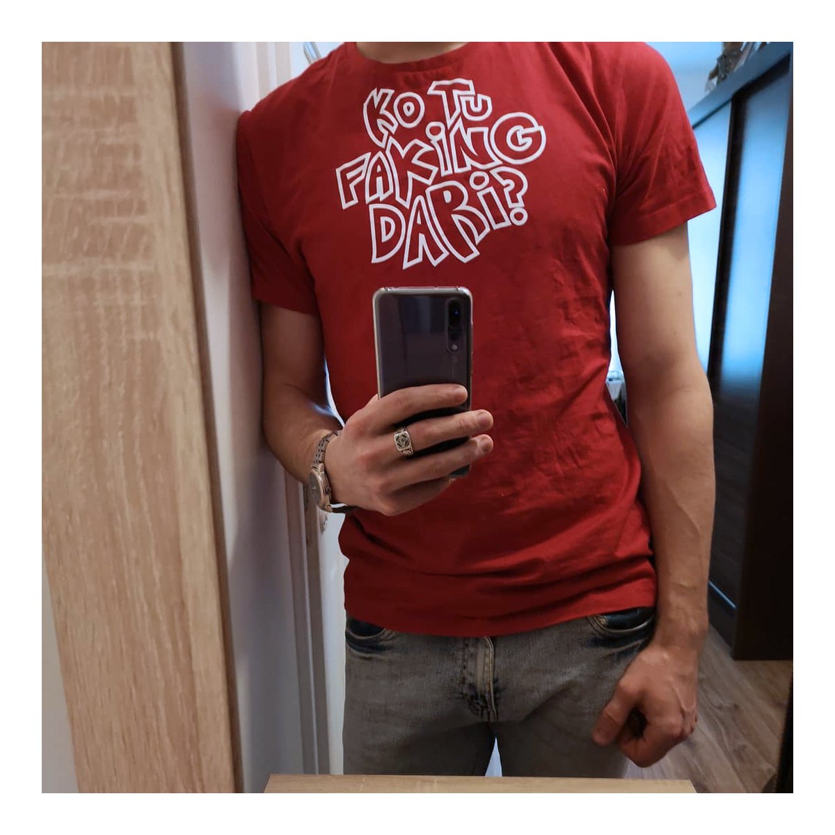 Gribi kādu MMMM kreklu, bet visi viņi tik rupji un nepieklājīgi, ka nevar nekur rādities? Mums tev ir risinājums! mmmmband.bandcamp.com/merch/ko-tu-fa… #kotufakingdari #utokgnikafirad #fashion #merch #mmmm #sfw #electroclash #newcollection #glitch #punk #electro #songtitle #clean #electrohouse