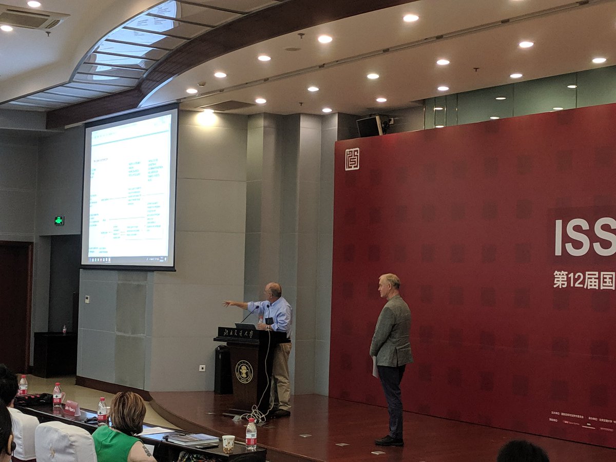 p_stamatis's tweet image. John Peponis presenting in the first plenary talk, critising some architects: &quot;All architects have good intentions, but that is a bunch of platitudes...The only intention that matters is the one embedded in the object&quot; #SpaceSyntax12