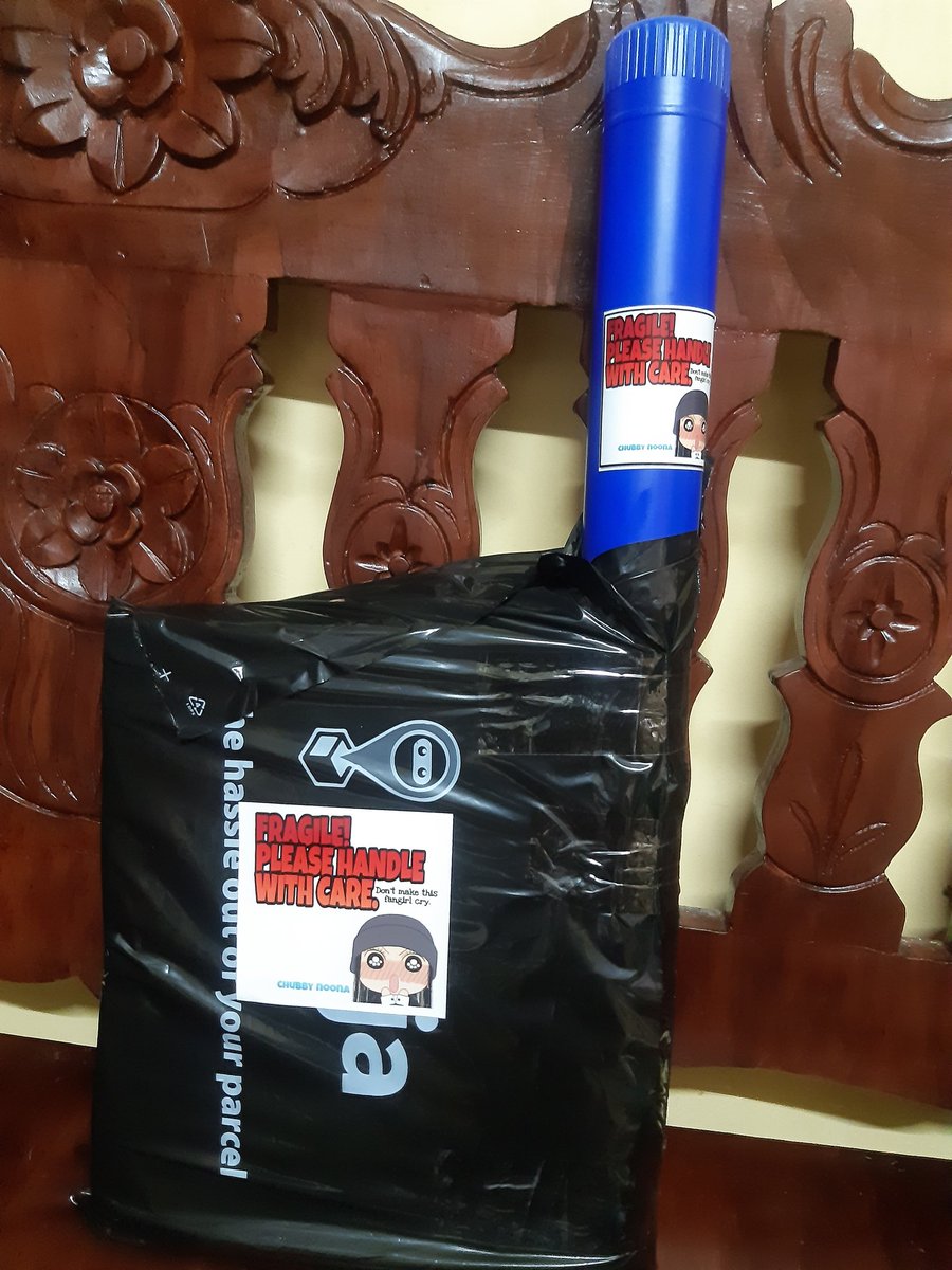 debymur's tweet photo. Today's shipment via grab express and 1 meet up sa office. 4 more shipoing and 1 meet up this weekend! 3 more available slots for #GOT7_SPINNINGTOP w/ POB &amp; Poster. Onhand na po sila! 
#GOT7 #GOT7_IThinkILoveYou2000 #GOT7_BETWEEN_SECURITY_AND_INSECURITY  #GOT7_KEEPSPINNING https://t.co/kO1L6sHKyz