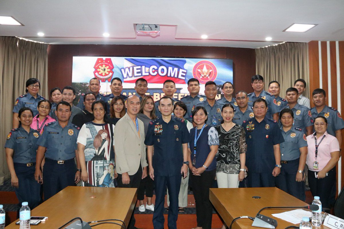 pioncrpoWeCare's tweet photo. Hepe ng NCRPO pinangunahan ang Entrance Briefing sa PNP ISO Internal Quality Audit para sa NCRPO ISO Certification 

Read more: https://t.co/fdl84BqdFF
#TeamNCRPO #PIOncrpo #RDEleazar #GeneralEleazar #EntranceBriefing #InternalQualityAudit https://t.co/KApFdl0sNB