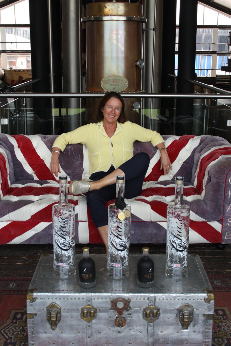 greendragonhfd's tweet photo. The lovely Jo from @WhiteHeron1876 on our recent trip to @ChaseDistillery where we put some promising young bartenders to the test! #comingsoon #theoffabar #britishcassis #chasevodka #gbgin #cocktailbar https://t.co/duEVEvUWWt