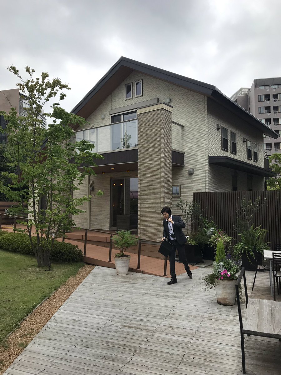 notanotherfd's tweet photo. Show homes from Nice. Great use of materials and superb design including sliding doors, wide spaces and level access for use with wheelchairs and later life living without modification. #flagship #mmc https://t.co/HNWVlbC9h7