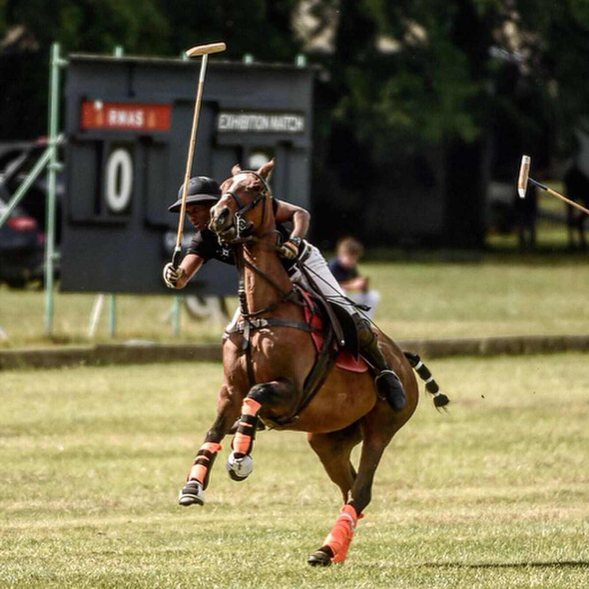 Enjoyable family day for the #MargotTurner Polo #challenge at the Royal Military Academy of Sandhurst. Congratulations to <a href="/AMSPoloTeam/">AMSPoloTeam</a> for their victory over Sandhurst Polo and for taking home the #JeanBouctonHeritage Cup!  #tradition #Family #elegance Photos: Stephen Wall