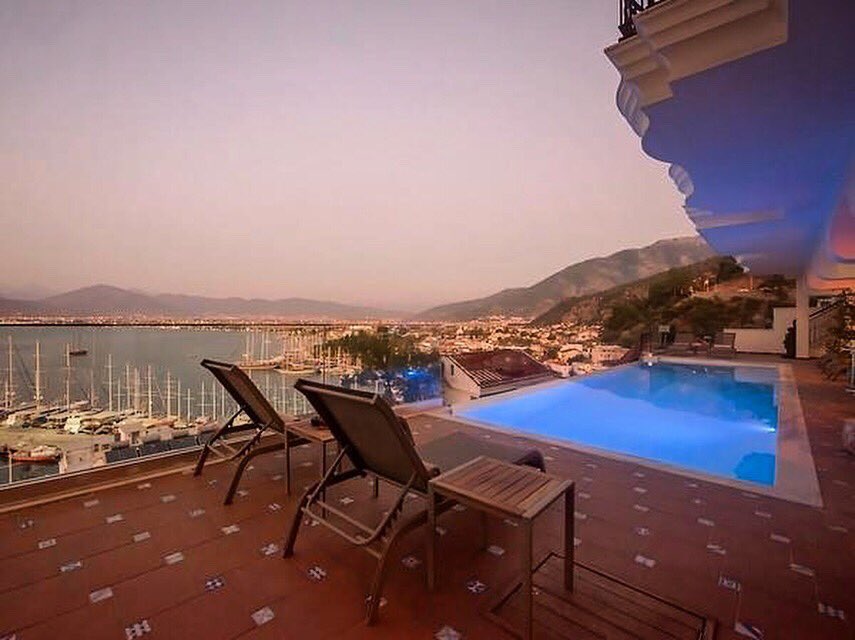 Casa Margot Hotel 🏠
dostur.com/casa-margot-ho…
.
.
.
#dostur #dosturizm #hayditatile #tatildostu #tatilbaşlasın #holidays #holiday #holidaylove #holidaylovers #fun #sky #holidaytime #holiday2019 #holidaymood #holidaymode #nature #doga #tatilcandir #holidaysarecoming #casamargot