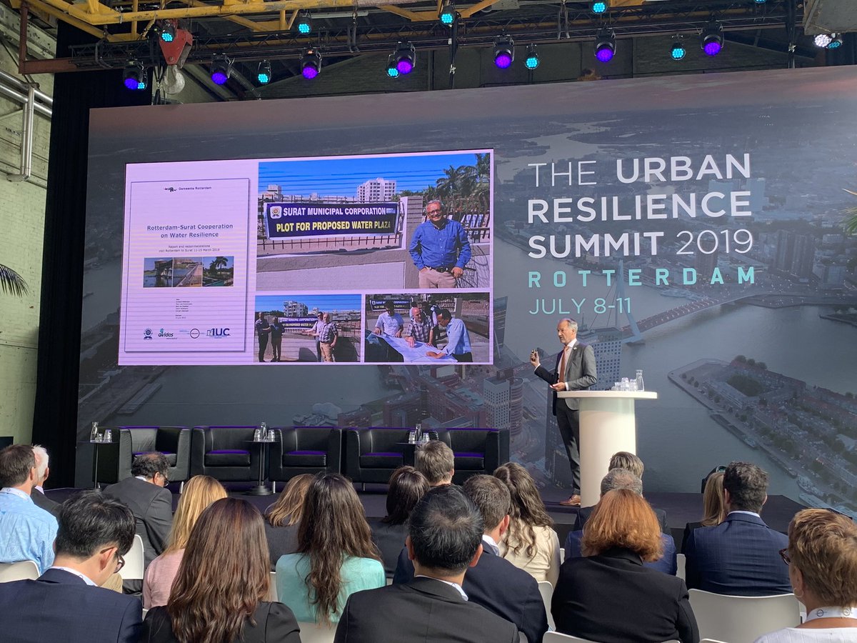 At the #100RCsummit, Chief Resilience Officer @arnoudmolenaar explains the collaboration between @ResilientRdam and Surat, India, as part of the @IUC_EU program.