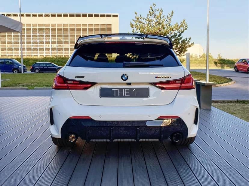 cvl_rossendale's tweet photo. First look at the new #BMW 1 Series!
What do you think of this new design?
#BMW #1Series #CVLRossendale https://t.co/HAS9sp7SP6