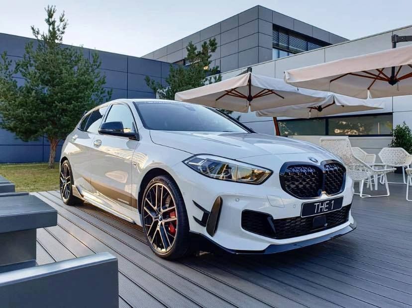 cvl_rossendale's tweet photo. First look at the new #BMW 1 Series!
What do you think of this new design?
#BMW #1Series #CVLRossendale https://t.co/HAS9sp7SP6