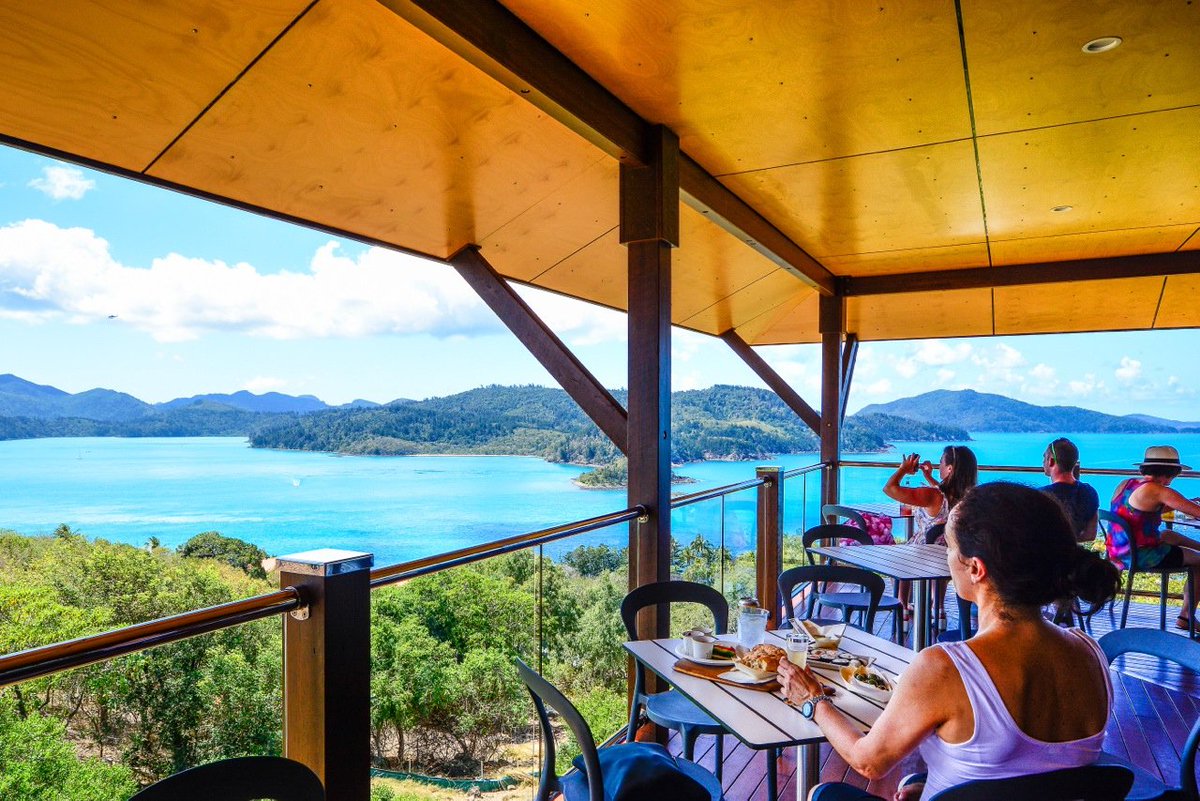 Holidayonhamo's tweet photo. Sunset drinks at One Tree Hill never gets old.  Wish you were here?  Make the most of our July accommodation specials 🌞👉  https://t.co/39nmyIvTl5 https://t.co/lR9qf0WAS6