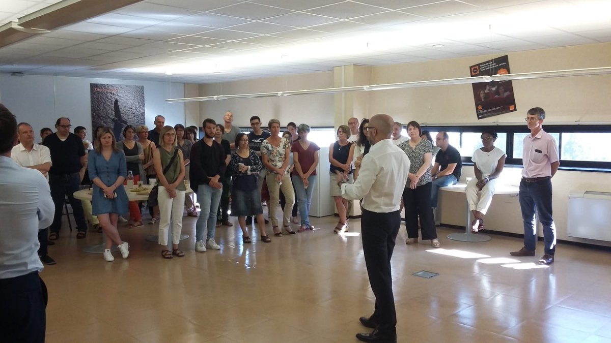 CorentinMaigne's tweet photo. A la rencontre des équipes de Nantes pour une revue des activités avec un zoom sur les projets de transformation et la RPA #Digital #innovation #lifeatorange #FinancePerformance https://t.co/eFAHbdH46X