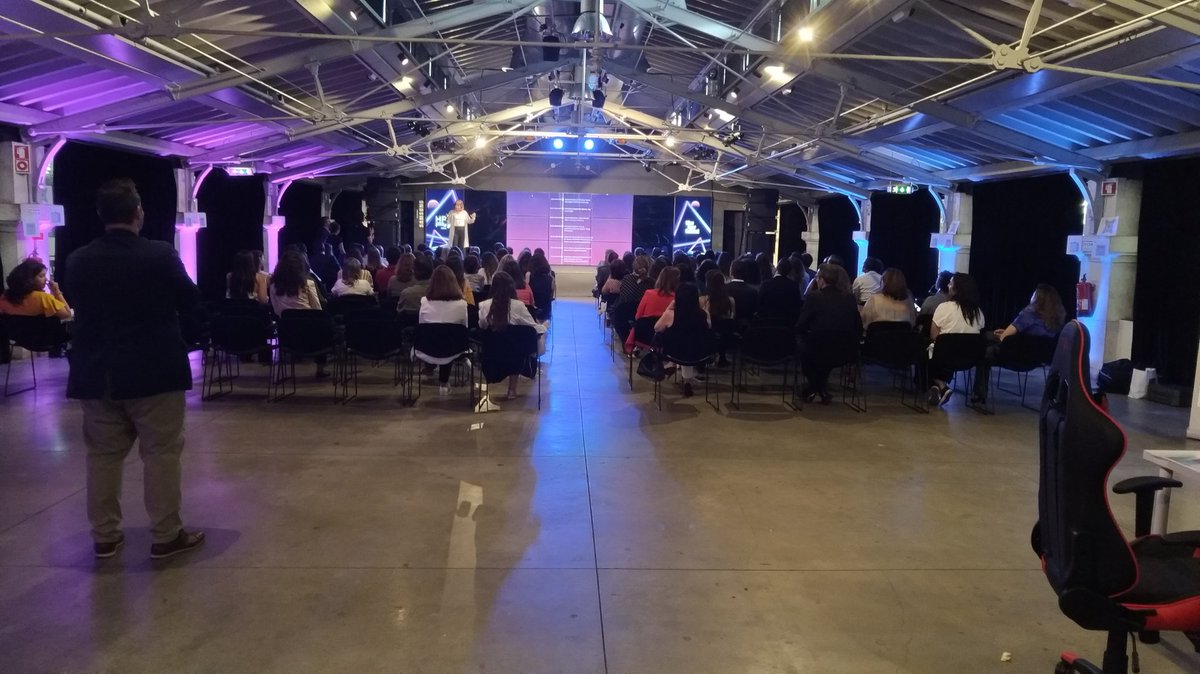 Mutes_official's tweet photo. . @Inygon presente na #hrplay by @thekeytalent no #estudiotimeout . https://t.co/KSKOCgkppc