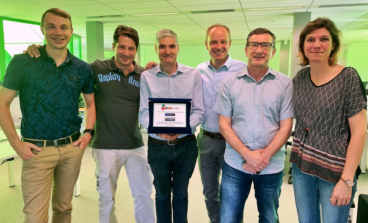euronewsnext's tweet photo. Our @euronews #Futuris team has received an award for Science and Environmental Journalism at the recent Ecofuturo Festival in Italy! It is Futuris´ third award on Science Journalism, after 422 episodes filmed in over 50 countries  @EUScienceInnov @EU_ScienceHub @DSMeu https://t.co/2kjLcDM9MT