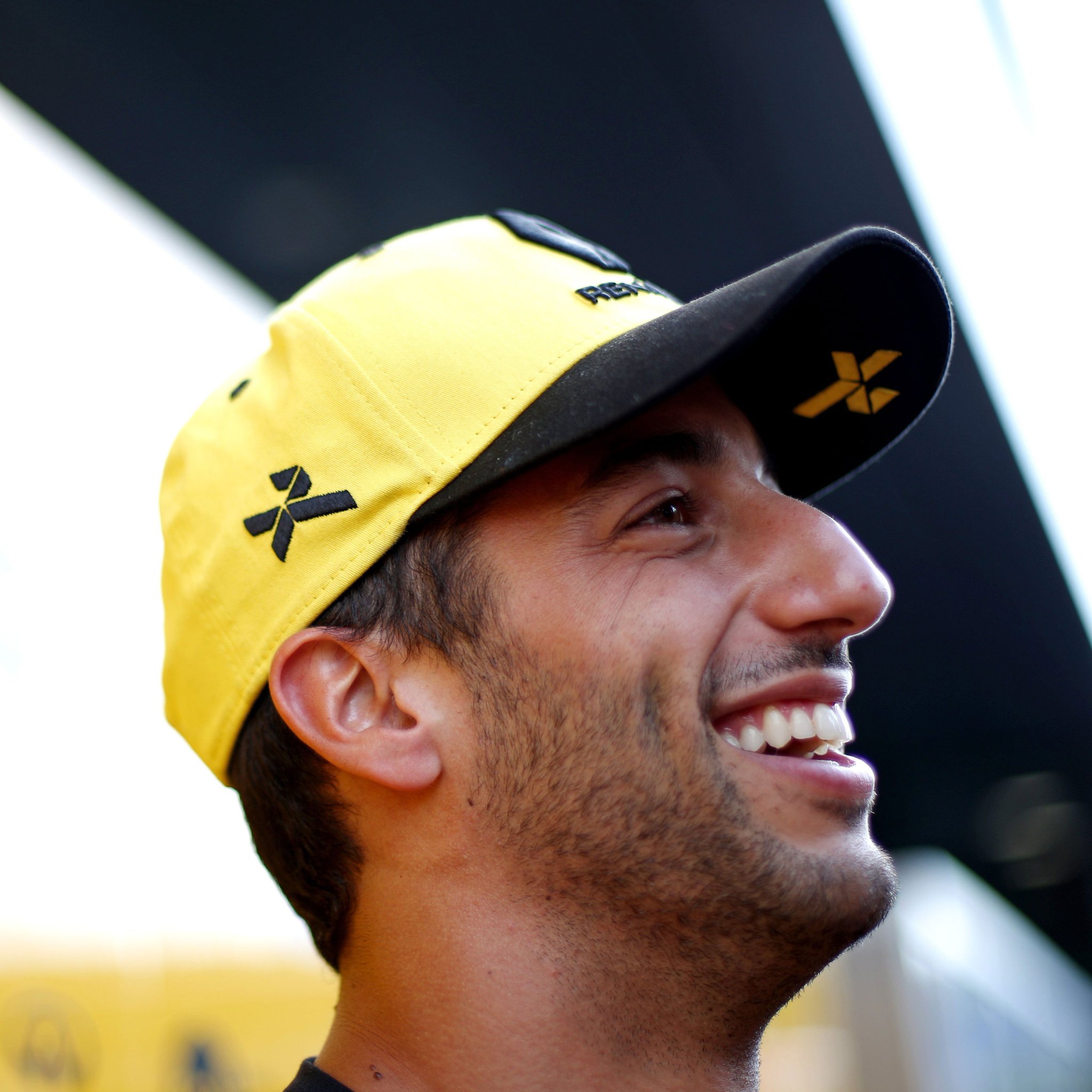 Ricciardo en el paddock
