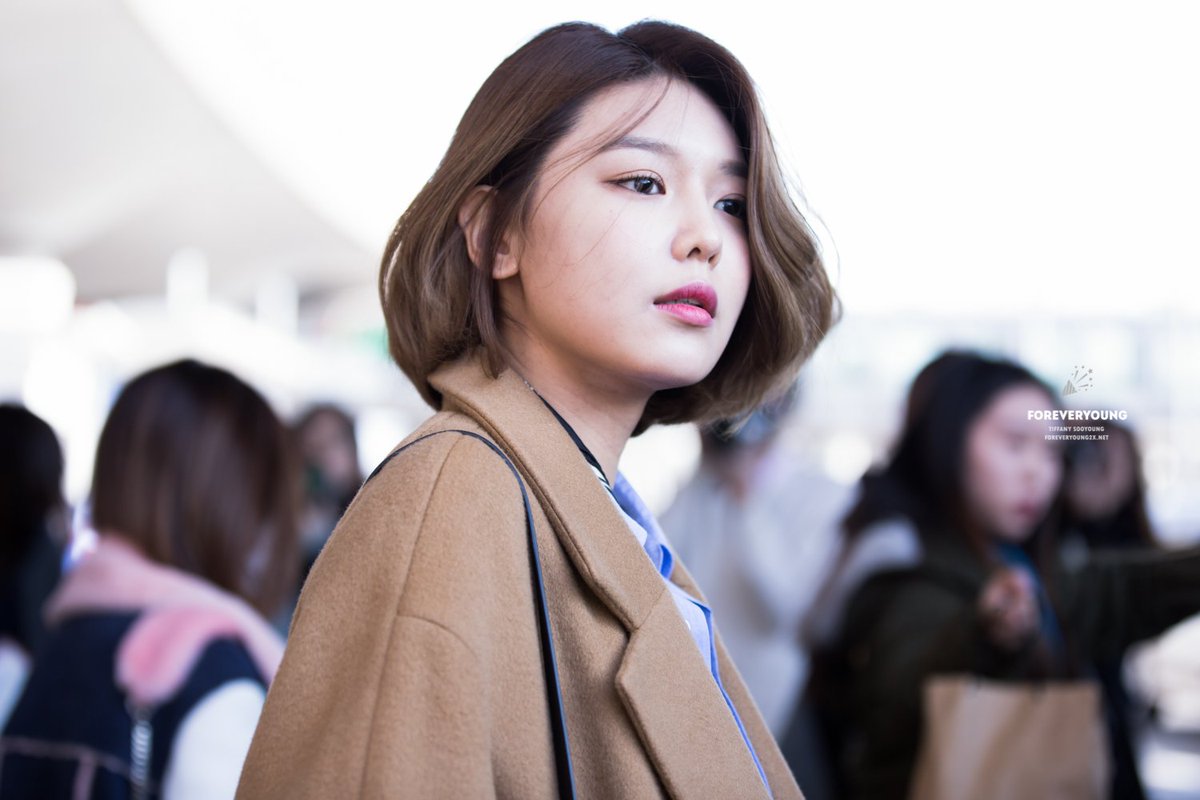 ultsoori's tweet photo. i hate kpop, bitches be like "i love sooyoung" fuck you wh- YES OFC HER OTHER SOOYOUNGS HAVE THEIR OWN STAGE NAMES PLS https://t.co/JeISnGwwQT