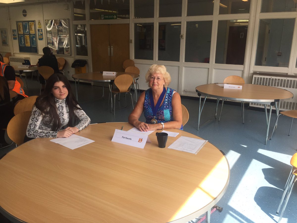 DeanesCareers's tweet photo. Year 10 mock interviews!Thank you to all that supported the interviews and made the day possible #imatter #promise4 https://t.co/A1S26wg5aw