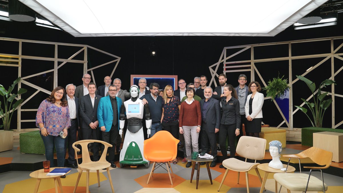 quantion_com's tweet photo. Aquesta nit, a les 23.10, @JordiGriful participa a l'àgora d’experts del @Revolucio4 a @tv3cat sobre l'impacte de la robòtica i les tecnologies disruptives a la societat. No t'ho perdis!

#RevolucióTV3 amb @xantallavina i @XSalaimartin https://t.co/StckNZARjB