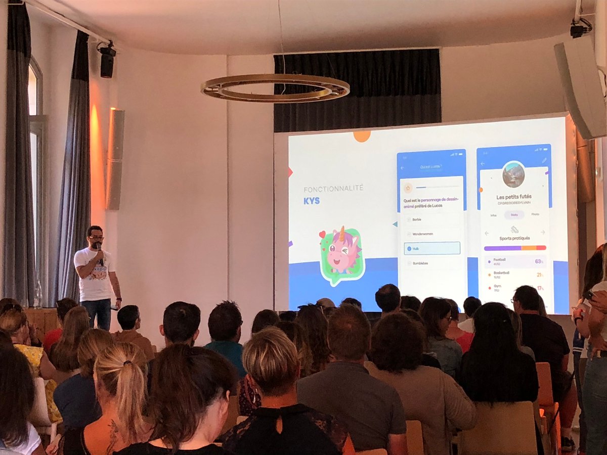 PrometheanFR's tweet photo. Retour sur une journée riche et pleine d’émotions ! #KED19 @KlassroomFR où nous avons animé un atelier favorisant l'interaction et la manipulation d'outils numériques en classe ! #ActivPanel #Witheboard #ActivCast https://t.co/H8abbdGMO6