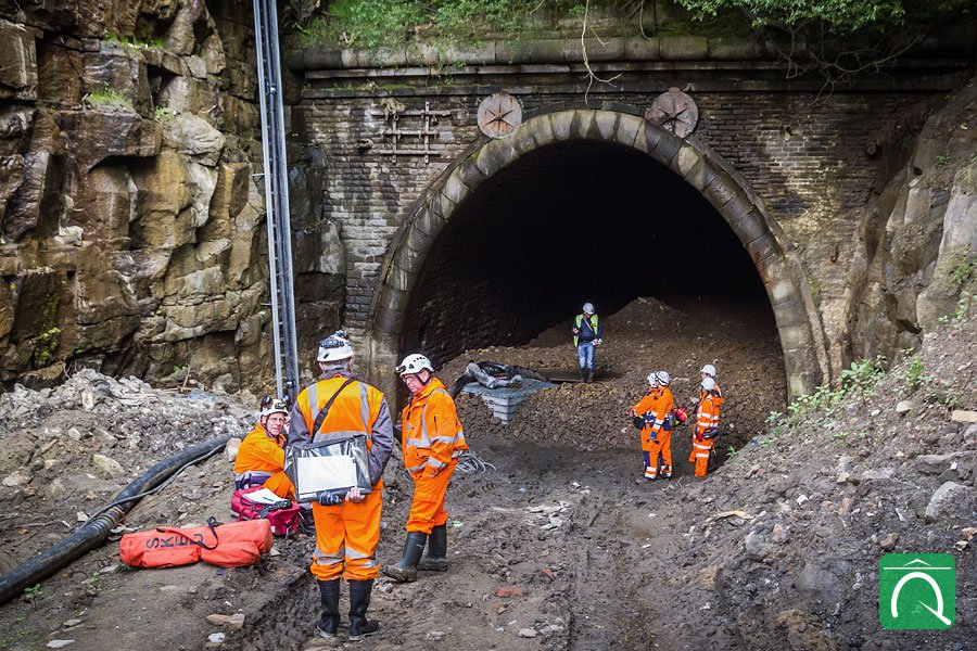 QburyTunnel's tweet photo. "A simple but unfortunate administrative error."
That's how @HighwaysEngland describes its failure to pay the £50 annual rent for the Holmfield pumping station in an email to @transportgovuk.
That error has - so far - cost us as taxpayers about £1.75 million. https://t.co/BbX23N7fSr