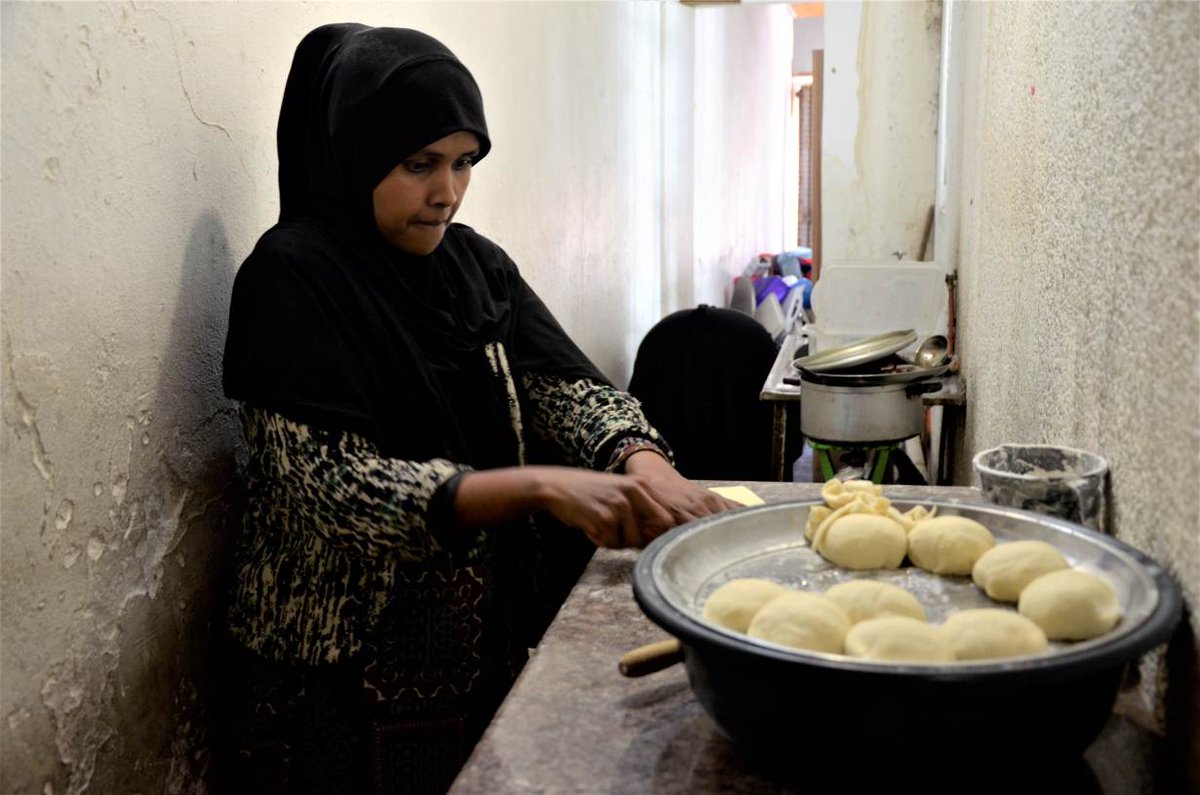 Code4Africa's tweet image. 👓#WanaData South Africa's @KimHarrisberg meets the Somali women of Mayfair, #Johannesburg, who are working against odds to create a life for themselves in SA by buying and renting property out to fellow refugees. Read her piece for @thisisplace here: bit.ly/2G2KLSS