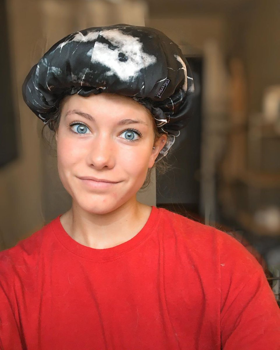 LilySilk's tweet photo. Wanna less tangled and more intact hair? Use a silk bonnet! Just like our beautiful @katherinepagewaves does!
Btw, congrats on her wedding held recently, beautiful bride!π π π.
#silkcap #silkcaps #sleepcap #sleepcaps #silksleepcap #silknightcap #silksleepcapbenefits https://t.co/Us1wkUzXHF