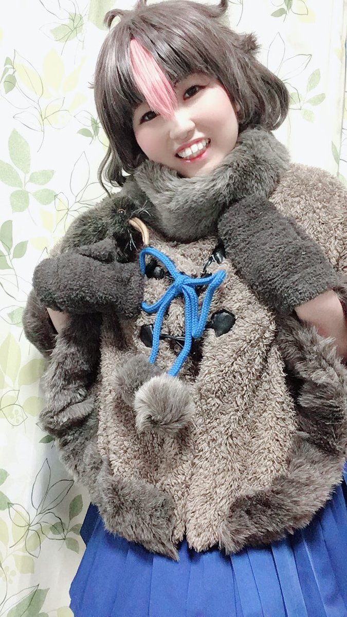 鳥飼みさご No Twitter 新コス完成 けものフレンズ ブラウンキーウィ 今までコスした方はいるのか 完成したはいいものの めちゃくちゃ暑いので多分しばらく出せないとは思いますwww キウイはキーウィが夕飯においしくいただきます さあみんなキーウィをすこれ