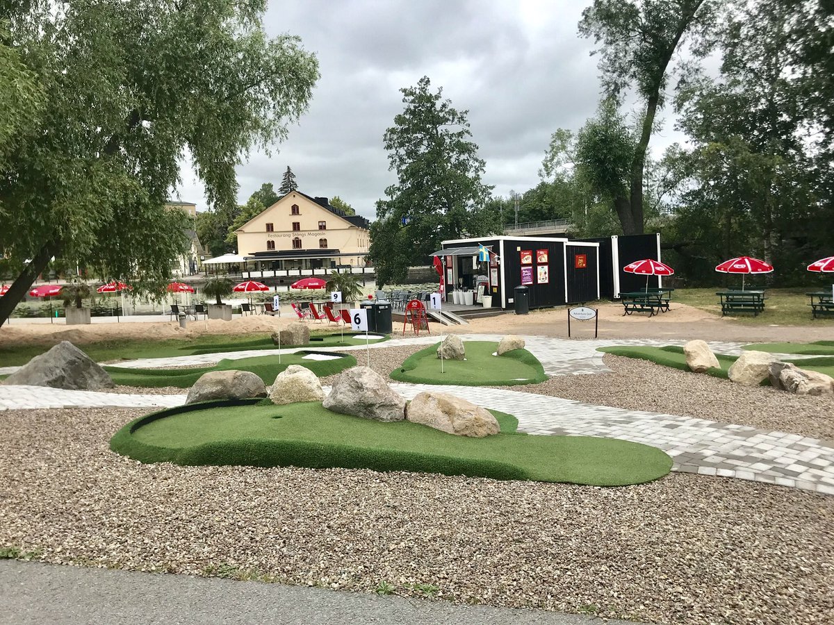MichaelGharib's tweet photo. #äventyrsgolf #mickeysstrandfik #linköping #stångån #strand #palmer #trampbåtar #scandiclinköpingcity #city #013 #nolltretton #östergötland #visitlinköping #linköpingskommun #linkopingcity #strandcafe #sommar #semester https://t.co/srXGYRUhWY