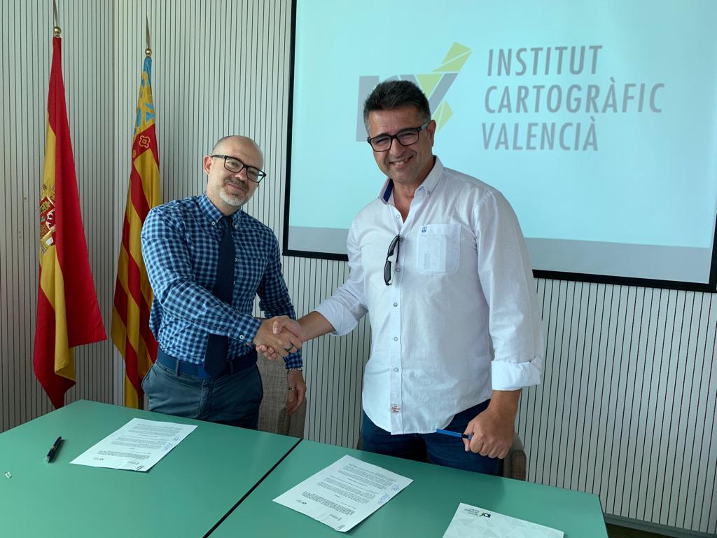 GVAcartografic's tweet photo. Hui hem signat els contractes per millorar geomètricament les línies de terme següents:
- Betxí/Vila-real (4,788 km)
- Borriana/Nules (4,428 km)
- Nules/les Alqueries (4,158 km)
- Vila-real/Nules (0,330 km)
- Vila-real/les Alqueries (7,315 km)
- Dénia/Ondara (5,721 km)
⏭️ https://t.co/2617nLhDc9