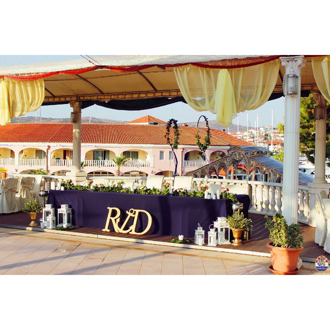 Weddings in Frapa tweet media