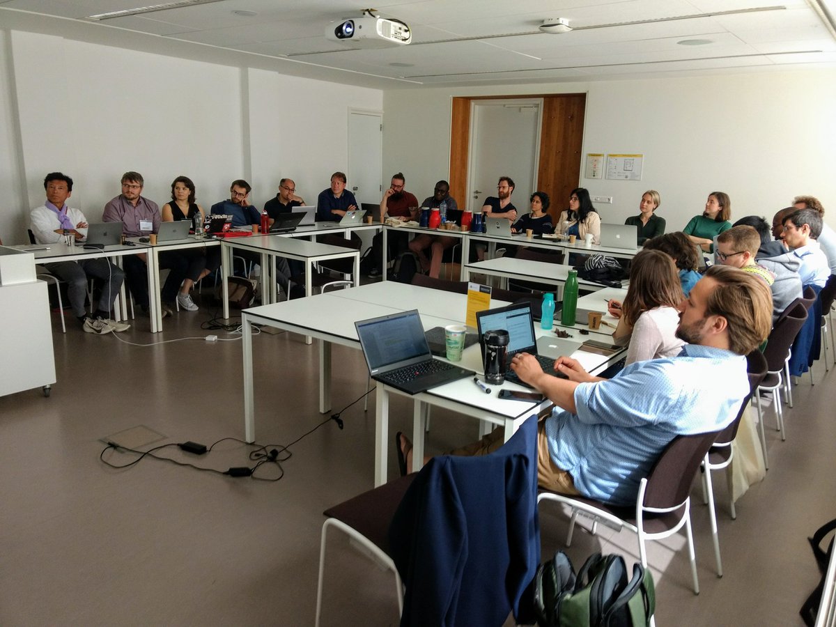 Jberenike's tweet image. "What is it good for?" Enlightening to hear this fundamental question & answer by an expert. @StPielstroem's critical & constructive take on #topicmodeling #Sig_dls #dh2019