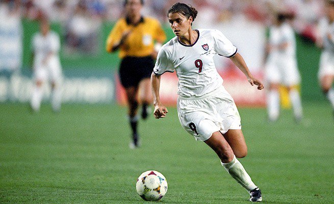 RevistaGM5's tweet photo. Las 5 leyendas del futbol femenil
Sigue leyendo, LINK ⬇
➡ https://t.co/xm8xNgLTK5 ⬅⚽🤾♀
GM5: "El balompié femenino se ha desarrollado a pasos agigantados.". @StrendusOficial @AnotherCo #AdrenalinaQueSíNecesitas #FelizMiércoles WhatsApp, #fakebookdown #SIGUEMEYTESIGO https://t.co/TLt5HaT472