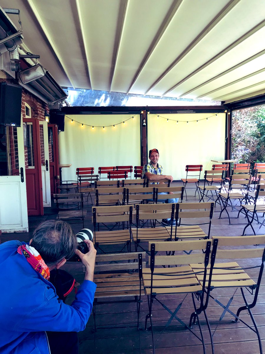 guigz_a's tweet photo. Conférence de presse « L’amour est dans le Pré » 2019 📸🌼🍃 #ADP #ADP14 https://t.co/HSkcM7ov17