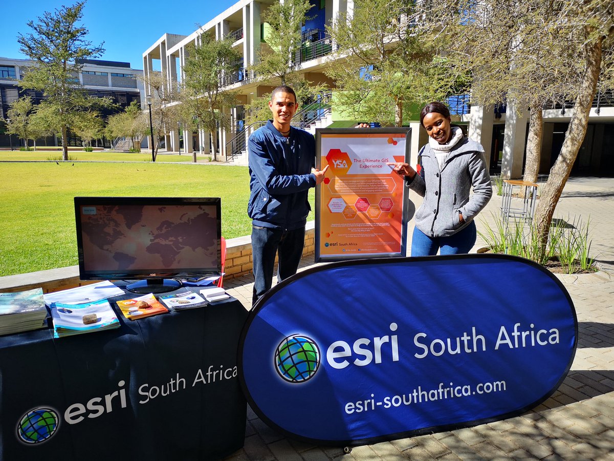 YSA_EsriZA's tweet photo. Team @EsriSouthAfrica informing students attending the @SSAGTweets Esri Young Scholar Awards Competition 2020 🌍🎉👍 https://t.co/i5sBXZyz20
