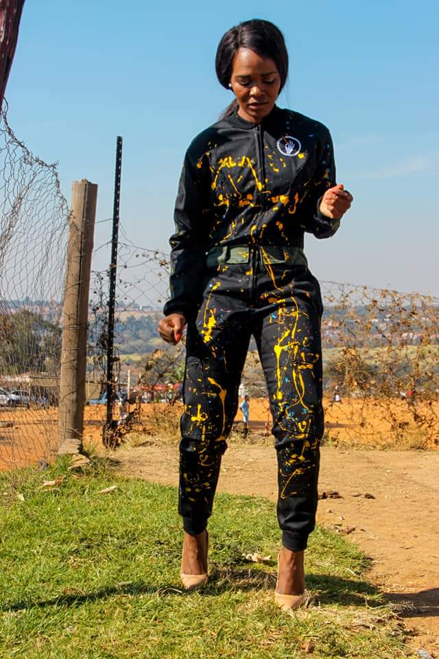 amavege's tweet photo. @I.iion
@KoenaClothing
@bathu_sa
@smat_brand
@YOUniqueWear
@macc_geee
@GALXBOY
@Empire_CSA
@TswaDaKeDanger
@KonkheC
@amavege place your order 0732912631 #Amavege
#djfresh @KemmoneM Check this out Bro. https://t.co/sq2uWeM44v