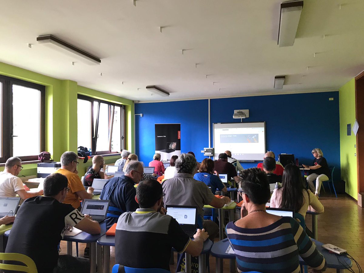 Live dal #Bootcamp <a href="/GoogleForEdu/">Google for Education</a> all’IIS "Rigoni Stern" di #Asiago con i formatori della CampuStore Academy! Tutto esaurito per questo imperdibile evento di formazione DOP sul mondo #GSuite e #Chromebook.
Grazie a <a href="/LauraBiancato/">laura biancato</a> per l'ospitalità e la fantastica organizzazione!😊