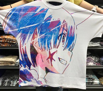 萌えTフェア開催中！！】アニメイト秋葉原本館の1階、5階にはTシャツ