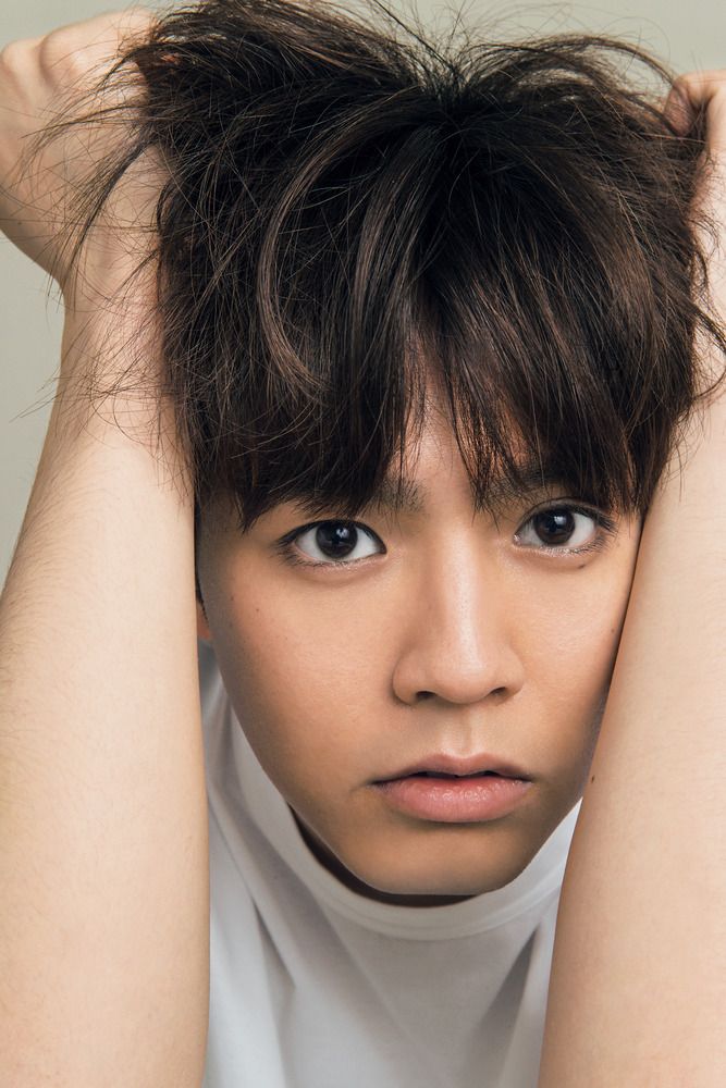 exnews24's tweet photo. 【記事】超激レア♡
GENERATIONSが白T姿で集合！

―彼氏にするならどのメンバー？
白 3日くらいなら龍友くんと付き合ってもいいかな
片 メンディーさん。ピュアで優しいから
佐 誰とも付き合いたくないです！
メ 裕太くんかな。純粋だから幸せにしてくれそう

https://t.co/HPtXETicBF https://t.co/GNpAm9YrV5