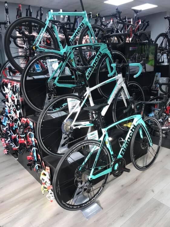 racescene_uk's tweet photo. Custom built Italian Cycles. Take a closer look at our cycles currently in store ๐ด๐ปโโ๏ธ๐ด๐ปโโ๏ธ #Racescene #CustomBuild #ItalianCycles #barnsleyisbrill #Cycling #CyclingLife #YorkshireCycling https://t.co/tehhha6ROw