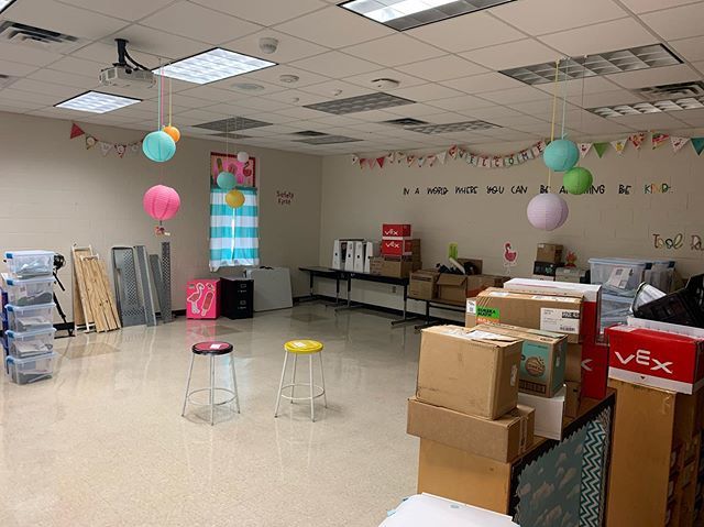 jdvicknair's tweet photo. Well.....it’s that time of year!! I’ve got shiny floors and tons of boxes to unpack. This is the part that goes super slow, but it’s also exciting setting up the room for a new school year. #backtoschool #classroomsetup #newyear #unpackingtime https://t.co/46xiWsN6k0 https://t.co/jnE4jKKLcw