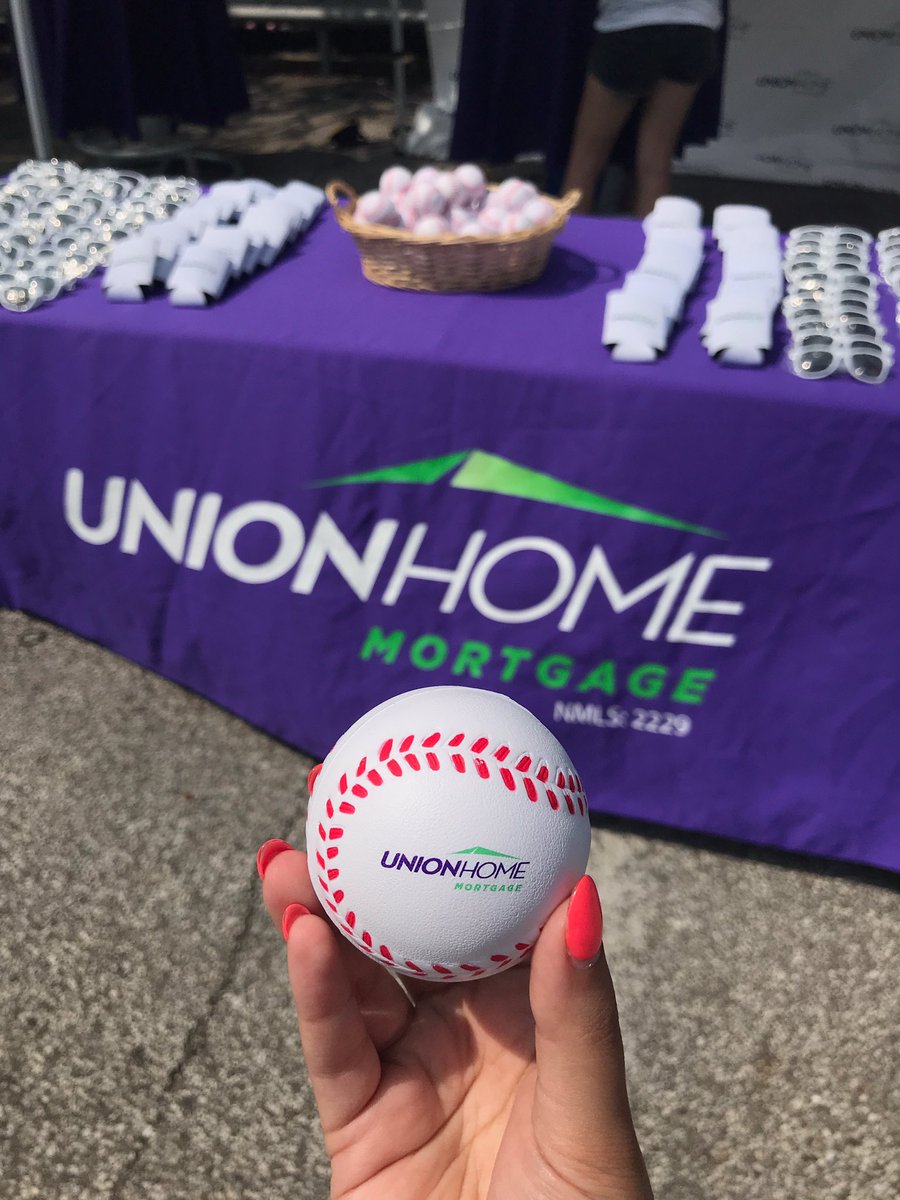 UnionHomeMtg's tweet photo. Only half an hour until our #AllStarTailgate kicks off! Join us starting at noon in the parking lot across from Harry Buffalo on East 4th. #MLBAllStarGame #SlideIntoHomeWithUHM https://t.co/PyuNzkLkJm