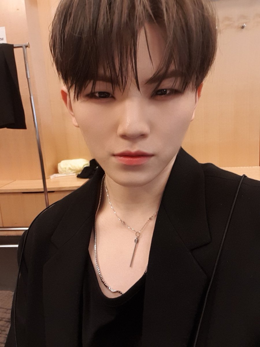pledis_17's tweet photo. [17'S] 즐거웠던 KCON! 마음만은 함께한 승관! 세봉이들과 함께 응원해준 캐럿들 고마워요💕 https://t.co/99XRl1mEcv