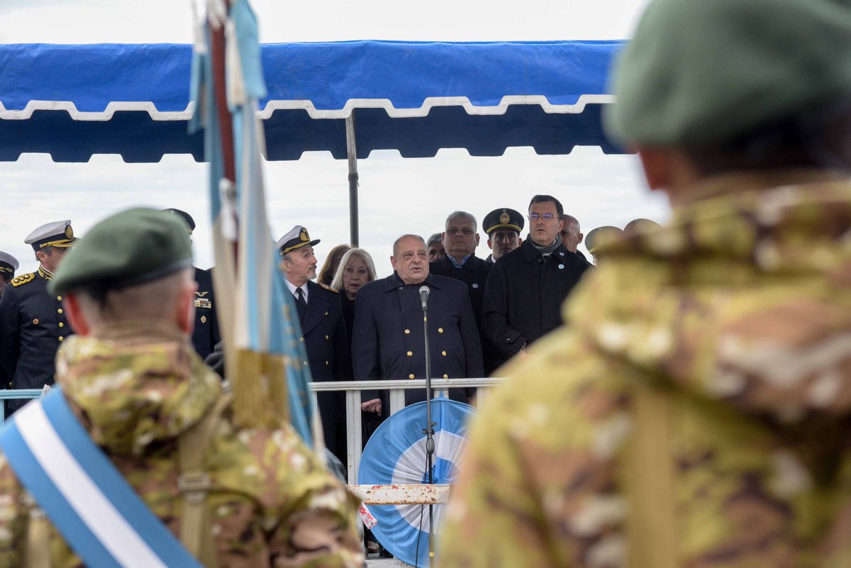 🇦🇷 DESFILE DÍA DE LA INDEPENDENCIA 🇦🇷
Hoy encabecé el acto oficial por el 203° Aniversario de la Declaración de Independencia de la Argentina.
Previo al inicio, se realizó un minuto de silencio por el fallecimiento del expresidente de la Nación, Fernando de la Rúa.