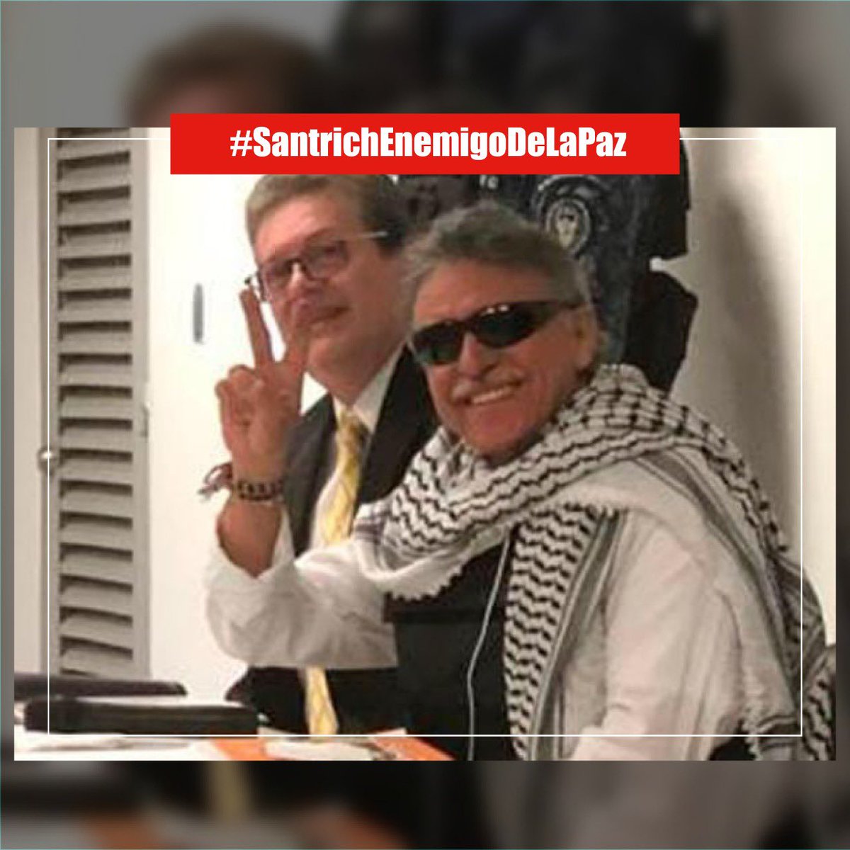 PaolaSenadora's tweet photo. #SantrichEnemigoDeLaPaz Este narcoguerrillero con su actitud desafiante se burla de las víctimas. #ExtraditenASantrich https://t.co/EDi5tMYvBn