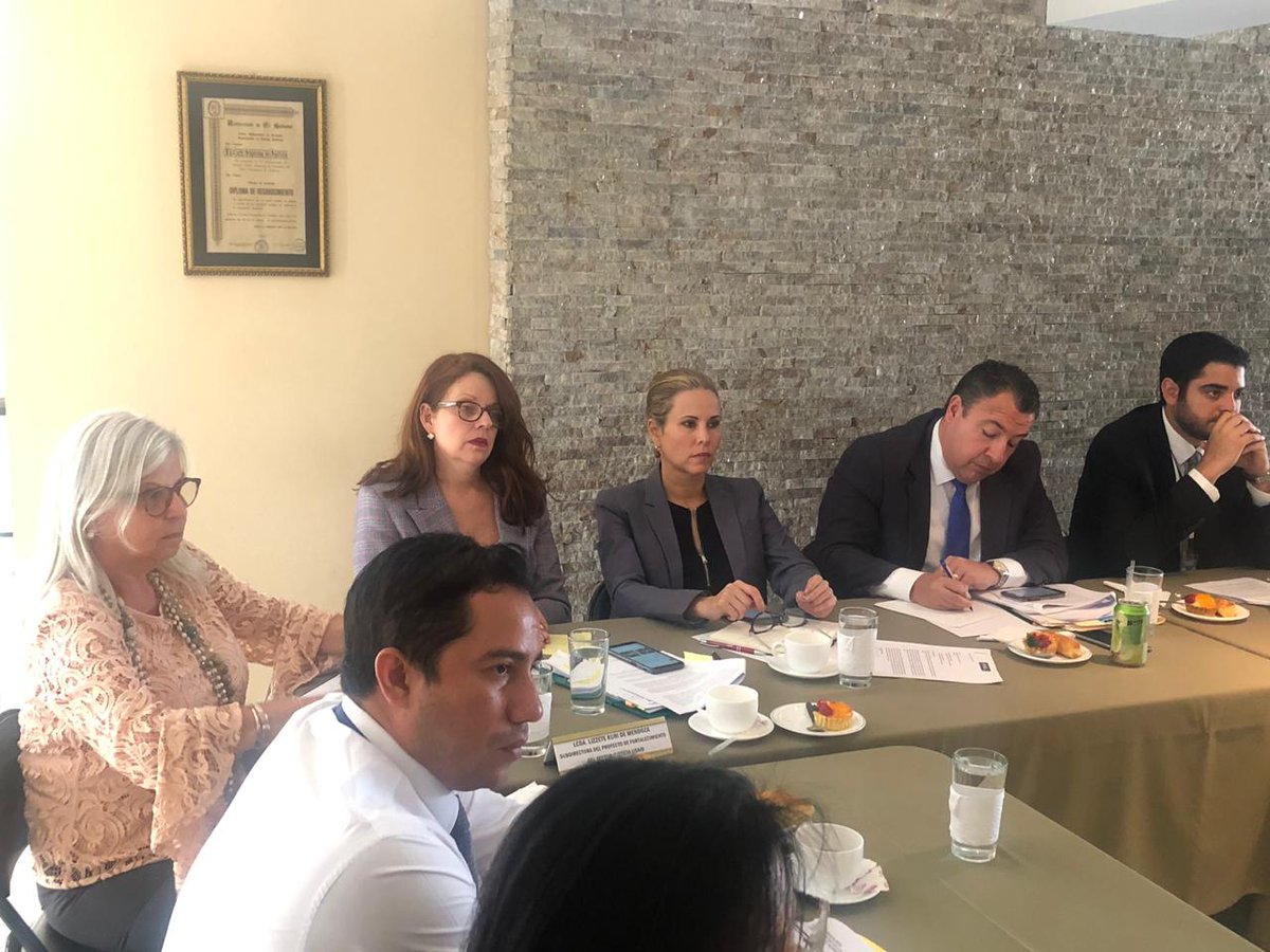 ProbidadSV's tweet photo. El Equipo Gestor presentó sus observaciones al anteproyecto preparado por un consultor contratado por la @CorteSupremaSV haciendo énfasis en la necesidad de aprobar una ley que sea conforme con la Constitución y la jurisprudencia constitucional https://t.co/BCT6FmjhhY