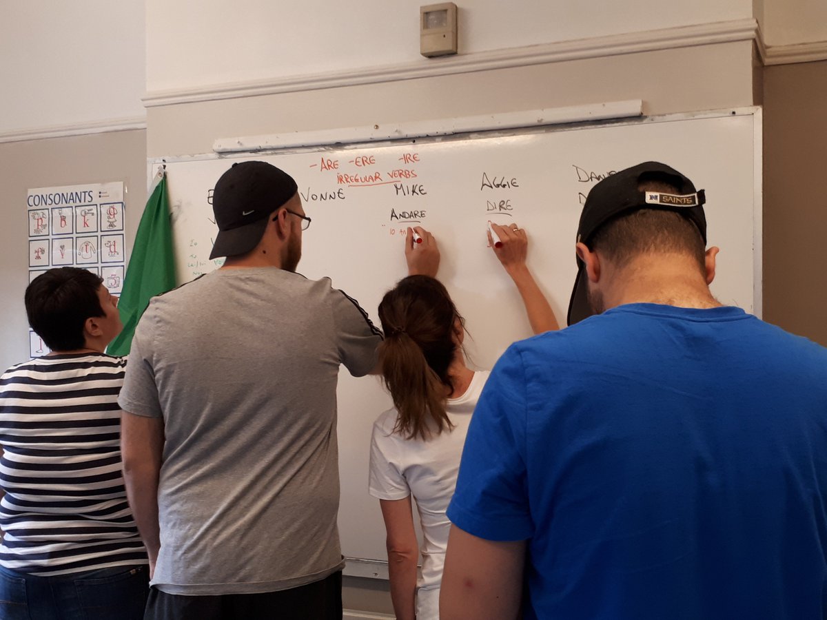 ItalianServ's tweet photo. Week VIII (beginner and pre-intermediate classes): verbo 'piacere' (to please and to like), condizionale, aggettivi qualificativi #italian #languagetutoring #italianservices #theReadingItalianSchool #Reading #Berkshire #uk https://t.co/jjVPrIg4eU