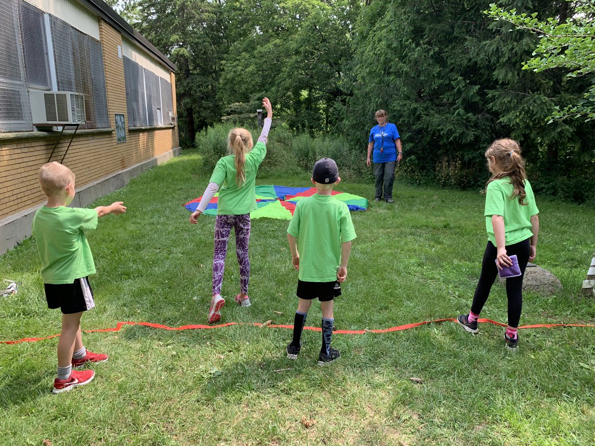 mrslapadat's tweet image. We had a great time at @LdnEEC today with our Summer Numeracy campers! @MelindaMickmel @TVDSBmath @principlcoachTV #mathtrails