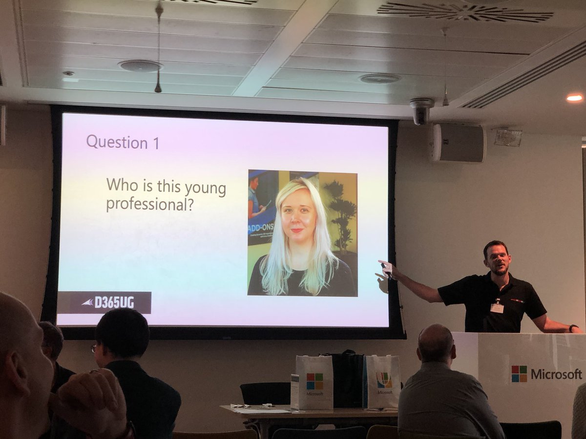 AMulligan365's tweet image. Having fun at @AndrewBibby’s pub quiz at #D365CRMUGLondon #msd365 with @dynamiccrmcat @TattooedCRMGuy @nz365guy