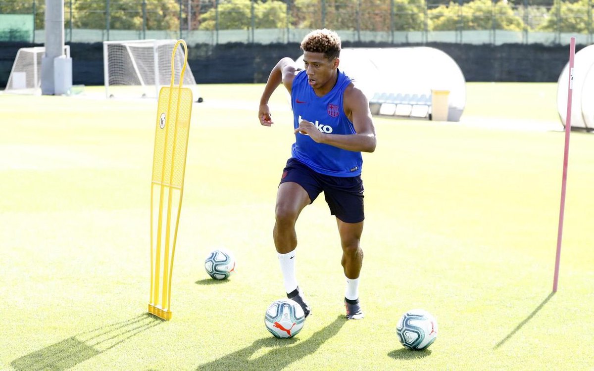 IG: @mediacules_ tweet media