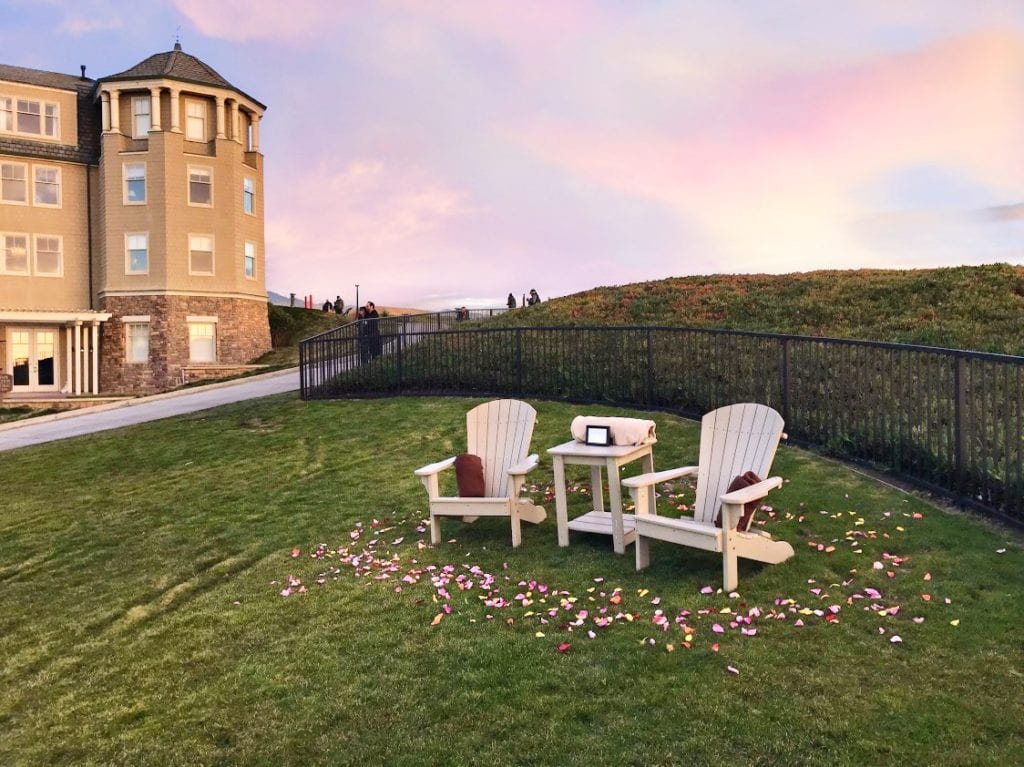 DonNadeau's tweet photo. 💖 MT @always5star
#5StarTip🌟: Top 5 Tips - Why You Need To Join A Hotel Reward Program today &amp; which are best! 
Hint: Free to join &amp; lots of perks/benefits! ▶ https://t.co/YgR8QPeeb7 
What is your fav hotel?
#TravelTuesday #Travel #TravelTip
🌟🌟🌟🌟🌟
https://t.co/8u8YAcUZMb